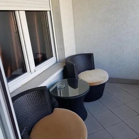 Arena Resting Lejlighed *